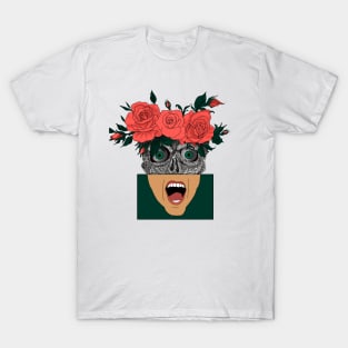 Skull, roses and pop art T-Shirt